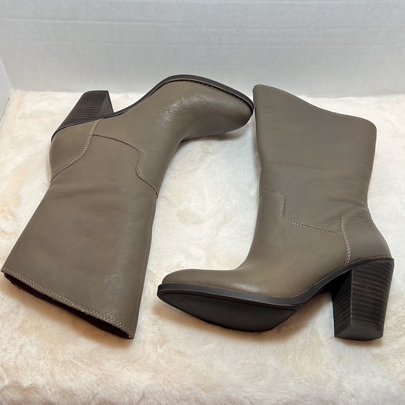 Lucky Brand Embrleigh Women’s Midcalf Boot with stacked heel, taupe, size 7.5 - Picture 14 of 17